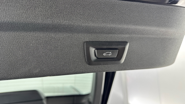 BMW iX2 150kW eDrive20 M Sport 65kWh 5dr Auto Electric Hatchback